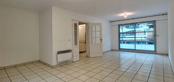 CANNES - CENTRE - 4 pièces 80 m² - PARKING - BALCON - TERRASSE