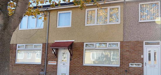 3 bed terraced house for sale