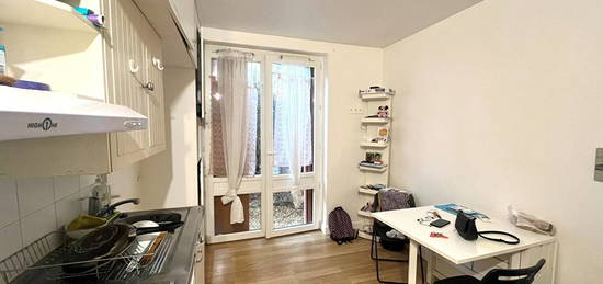 Studio meublé  à louer, 1 pièce, 12 m², Étage –/5