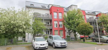 Moderne Erdgeschosswohnung mit Gartenparadies und Sonnenterrasse