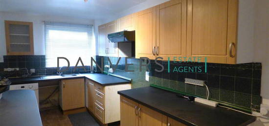 3 bedroom terraced house