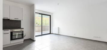 Appartement  à louer, 3 pièces, 2 chambres, 57 m²