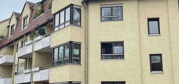 Individuelle, gepflegte 3-Raum-Erdgeschosswohnung mit Terrasse in Augsburg