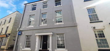 2 bed flat to rent