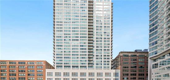 701 S  Wells St #1907, Chicago, IL 60607