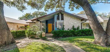 11001 Whisper Valley St, San Antonio, TX 78230