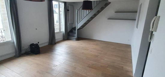 Appartement  à louer, 4 pièces, 3 chambres, 107 m²