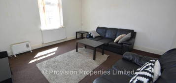 2 bedroom end of terrace house