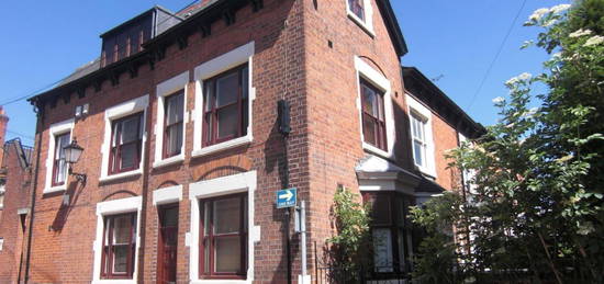 Flat to rent in Mill Hill Lane, Leicester LE2