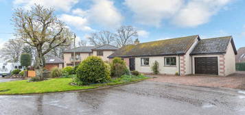 3 bedroom detached house