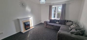 2 bedroom ground floor flat to rent