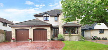 4 bed detached house for sale