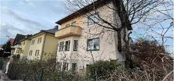 Sanierungsbedürftiges Wohnhaus mit Anbaubereich in Salzburg / Itzling!