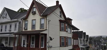 730 Bushkill St, Easton, PA 18042