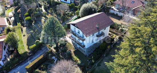 Villa unifamiliare via delle Viole 12, Pino Torinese