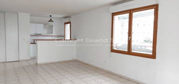 Appartement  à vendre, 3 pièces, 2 chambres, 63 m²