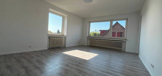 3ZKB mit Balkon, umfassende Renovierung, Tonndeich/Schulstraße