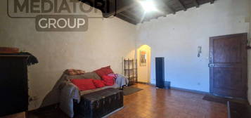 Trilocale 55 m², Borgo Ognissanti - Il Prato, Firenze