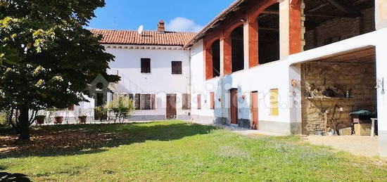 Cascina, da ristrutturare, 500 m², Centro, Odalengo Grande