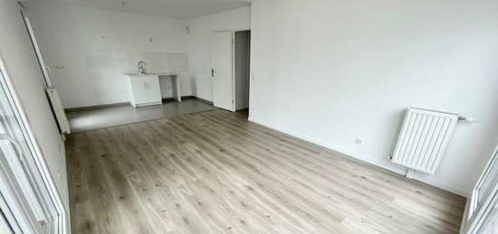 Appartement  à louer, 3 pièces, 2 chambres, 61 m²