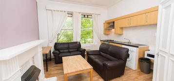 Flat to rent in Grosvenor House, Jesmond, Newcastle Upon Tyne NE2