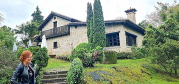 Chalet en calle Lugar a Rocha en Tomiño