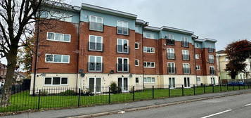 2 bed flat for sale