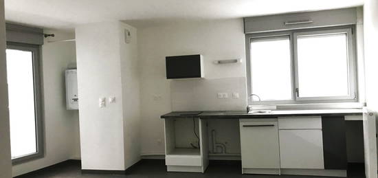 Appartement  à louer, 2 pièces, 2 chambres, 46 m²