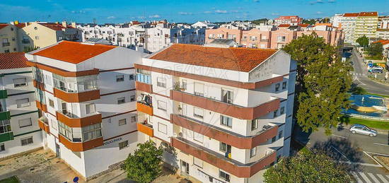 Apartamento T3 à venda em Caldas da Rainha