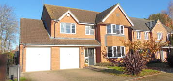 4 bed detached house for sale