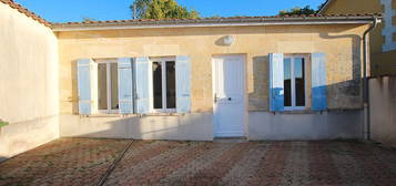 Ensemble immobilier Maisons Ambares Et Lagrave 38-41 m2