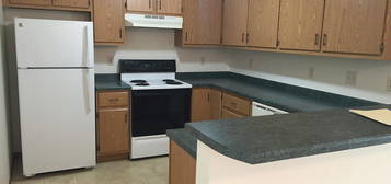 698marq, 698 Marquette Dr APT 3, Kewaunee, WI 54216