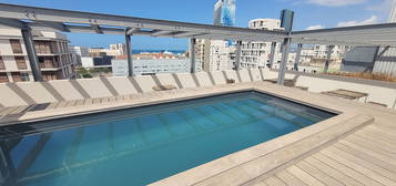 Appartement T3 - 2 chambres - 74 m²- terrasse de 36 m² - piscine en rooftop - 13003 Marseille