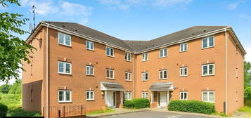 Flat to rent in Purlin Wharf, Netherton, Dudley DY2