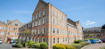 2 bed flat to rent