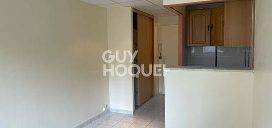 STUDIO 18M²  EN CENTRE-VILLE.