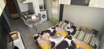 Studio  à vendre, 1 pièce, 18 m², Étage 2/2