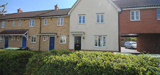 3 bedroom link detached house