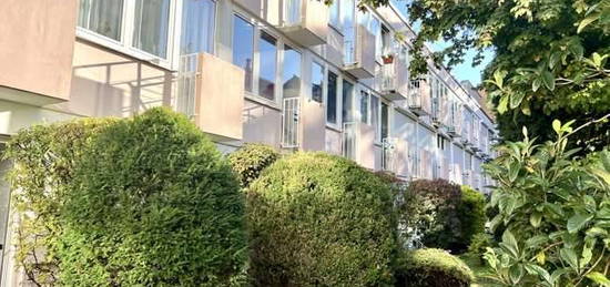 Apartment, teilmöbliert, mit Austritt ins Grüne