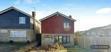 3 bedroom detached house