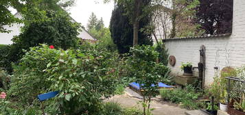 Familiengerechte 3-Zimmerwohnung mit Garten und Garage in ruhiger Wohnlage nähe