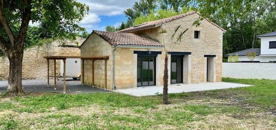 Maison pierre 4 chambres avec beau jardin 1000m2