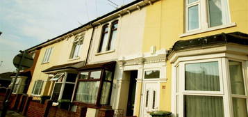 6 bedroom terraced house