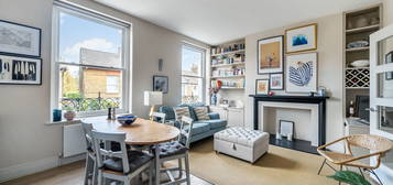 Flat for sale in High Street, Hampton Wick KT1