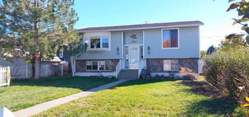 219 E  Warren St, Thermopolis, WY 82443