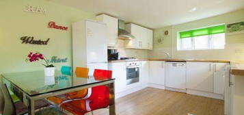 5 bed shared accommodation to rent