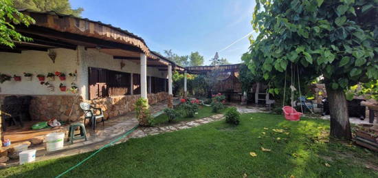 Finca rústica en venta en Baza