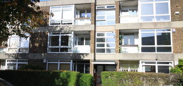 Flat for sale in Wricklemarsh Road, London SE3