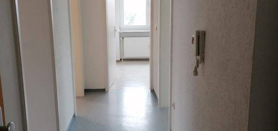 3-Zimmer Wohnung im 2. Stock in 92703 Krummennaab