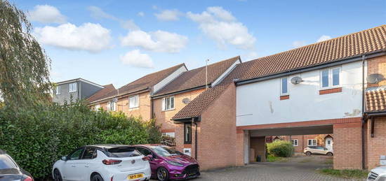 Maisonette for sale in Lynmouth Crescent, Furzton, Milton Keynes MK4